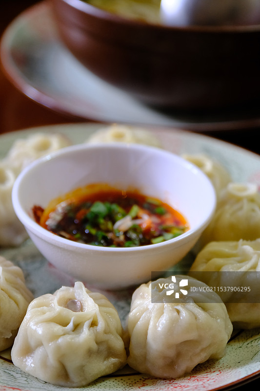 云南香格里拉藏族特色小吃牦牛肉包子图片素材