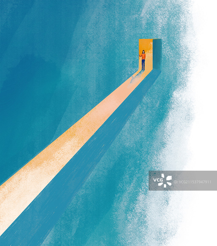 昏暗的房间门被女生推开打进一束光图片素材