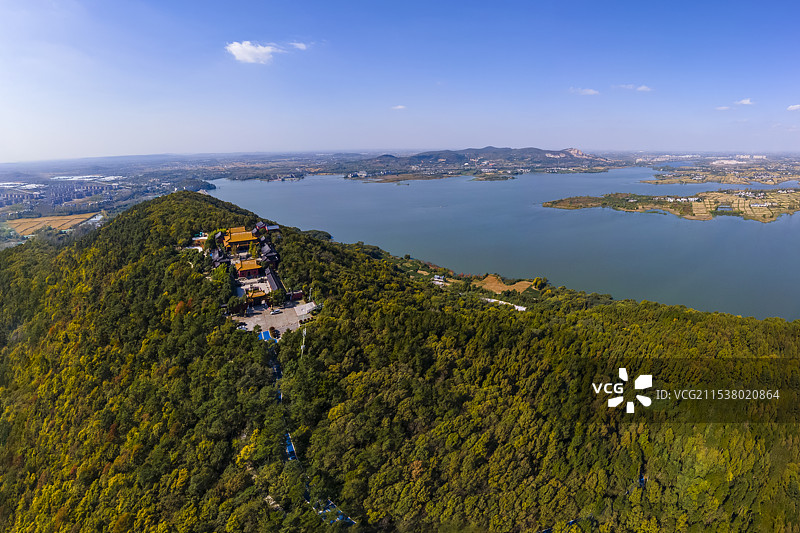 航拍南京六合区金牛湖金光禅寺风光图片素材
