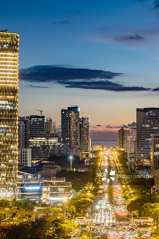 海南三亚中央商务区CBD夜景图片素材