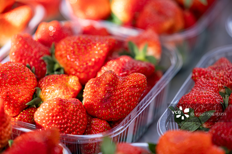 商场超市水果店新鲜水果草莓静物图片素材