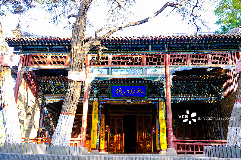 中国甘肃张掖，张掖大佛寺风光，大佛寺古建筑，钟楼，鼓楼，大佛殿，大佛寺的塔图片素材