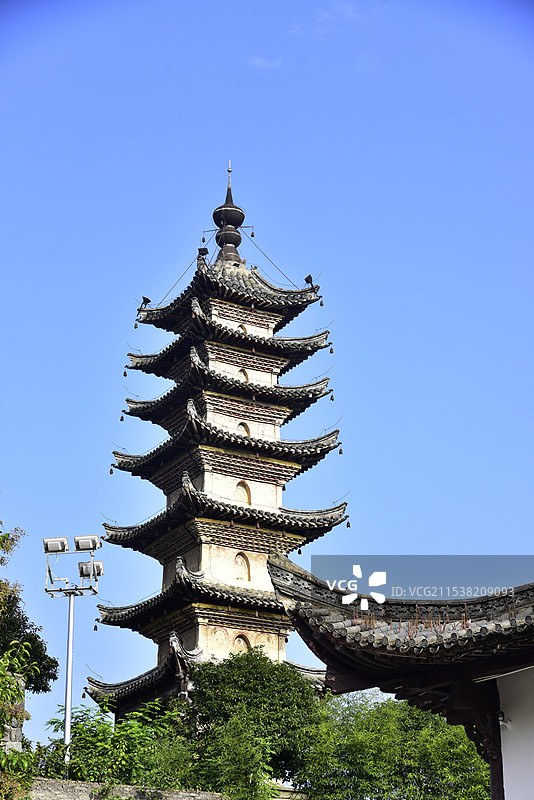 安徽歙县徽州古城太平兴国寺长庆寺塔图片素材