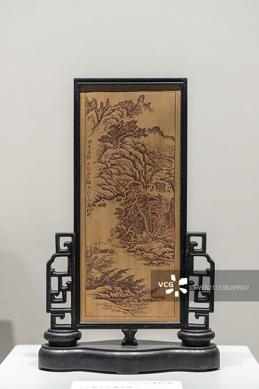 黄岩翻簧竹雕《云影天空烟水阔》，竹刻，浙江省非物质文化遗产馆藏图片素材