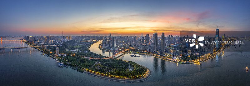 武汉城市风光-长江、汉江、南岸嘴、长江大桥图片素材