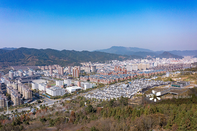 航拍江西赣州崇义县城市风光图片素材