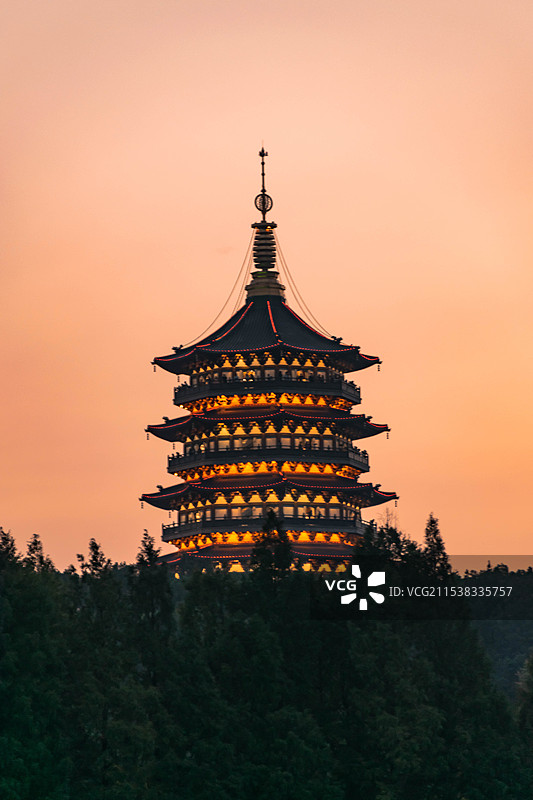 杭州西湖雷峰塔图片素材