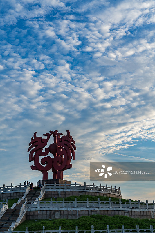 南京江宁区百家湖广场凤凰台图片素材