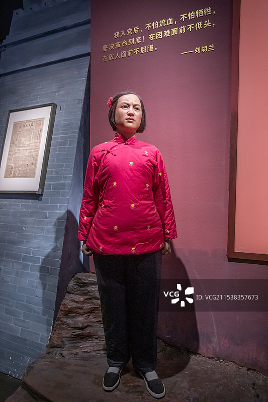 中国国家博物馆英模蜡像馆刘胡兰(1932-1947)原名刘富兰山西文水县云周西村人革命烈士图片素材