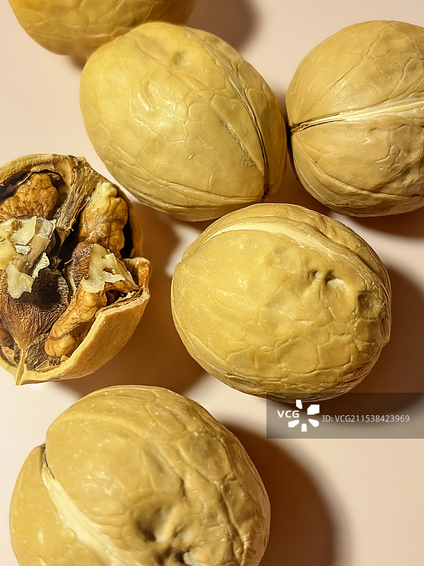 核桃纸皮核桃坚果图片素材