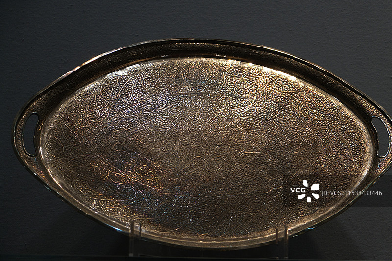 镂刻银盘图片素材