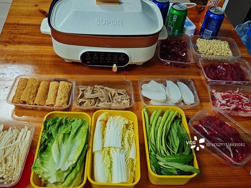 居家吃火锅-美食不可辜负图片素材