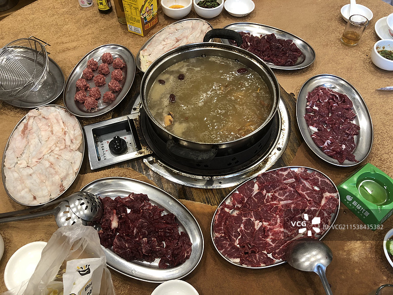 潮汕牛肉火锅图片素材