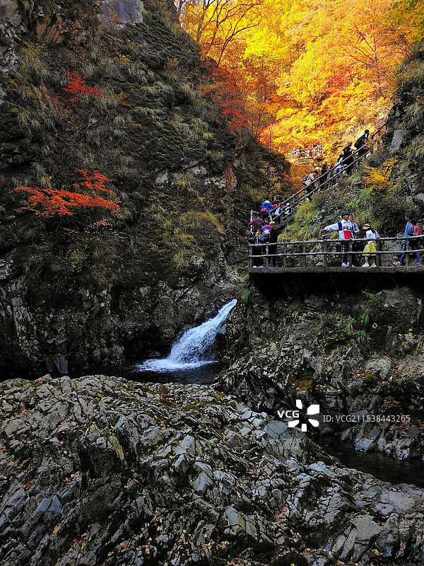 大石湖的秋天图片素材
