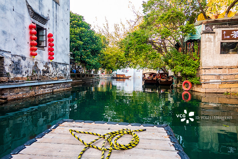 苏州，平江船上游，小桥流水人家图片素材