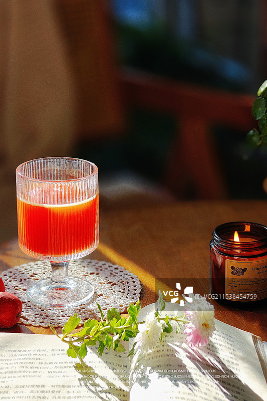 被阳光温暖的每一刻图片素材