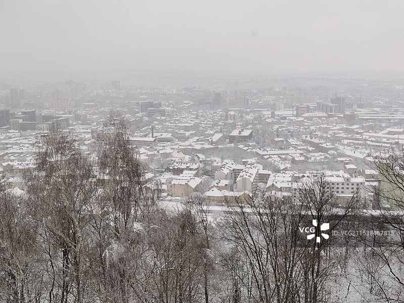 乌克兰利沃夫2021年12月离俄乌战争开始2个月前的街道风景图片素材