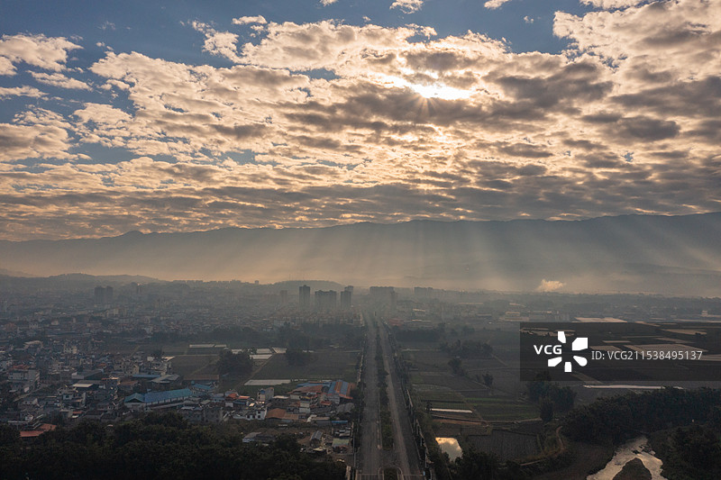 云南  德宏  盈江县城图片素材