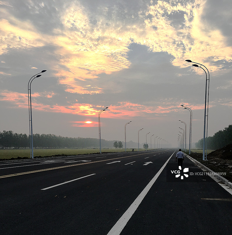 乡村新路图片素材