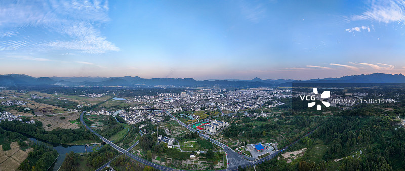 航拍安徽黄山黟县城区全景图片素材
