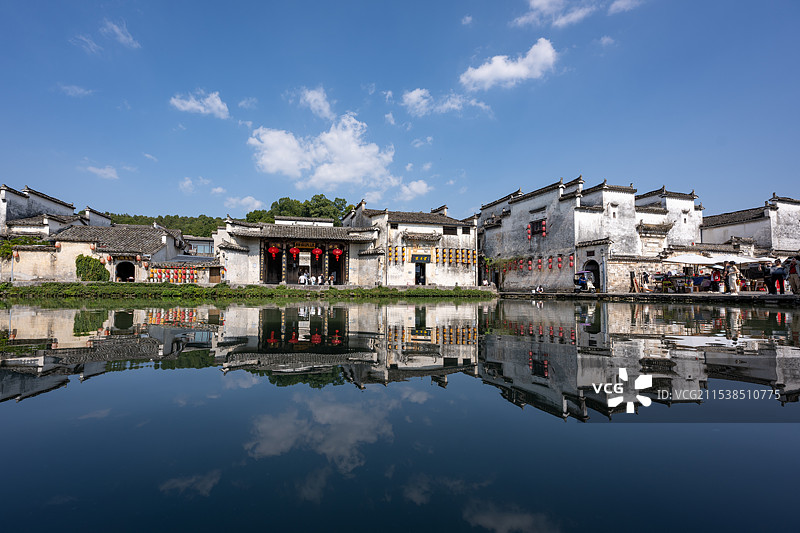 安徽黄山黟县宏村月沼与乐叙堂汪式宗祠图片素材