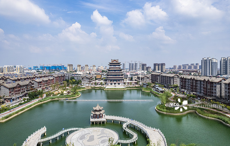 山东省聊城市阳谷县紫汇湖城市书房景观图片素材