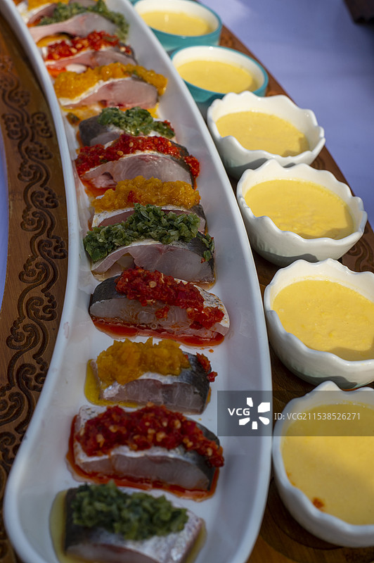 龙腾蒸白鱼图片素材