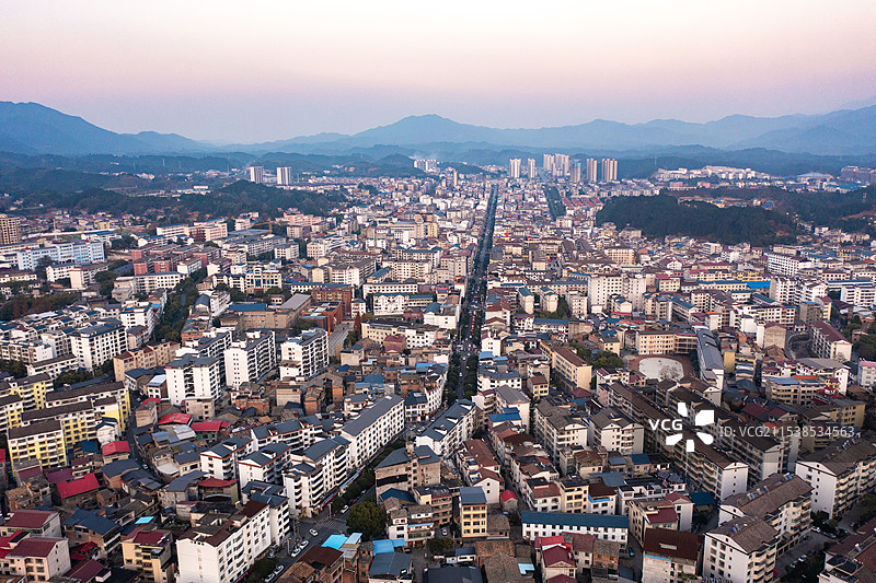 航拍湖南株洲炎陵县城景观图片素材