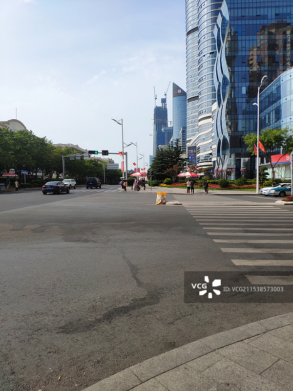 青岛城市建筑与道路图片素材