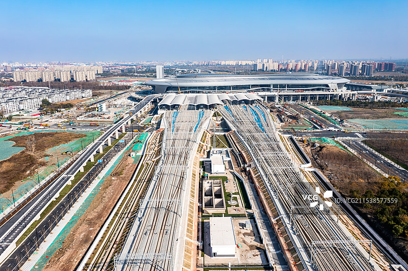 航拍沪苏湖高铁上海松江站图片素材