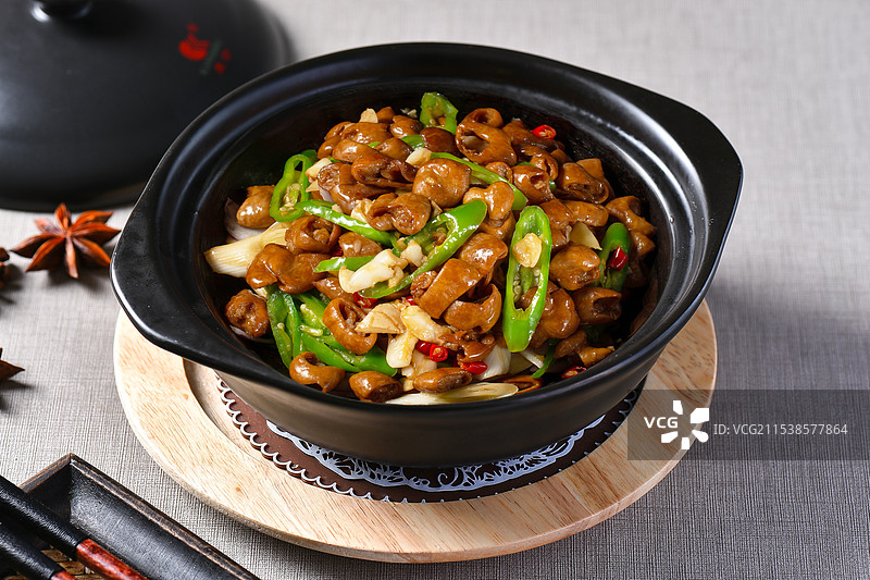 砂锅肥肠图片素材