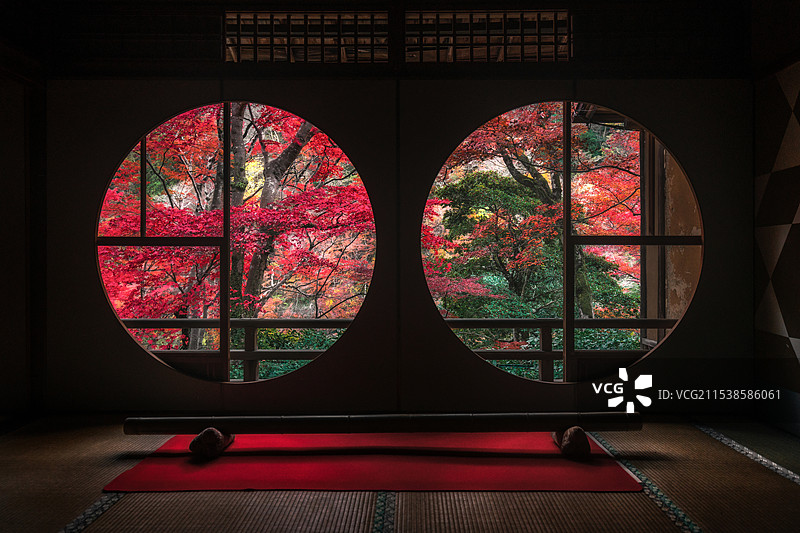 秋枫-岚山祐斋亭图片素材