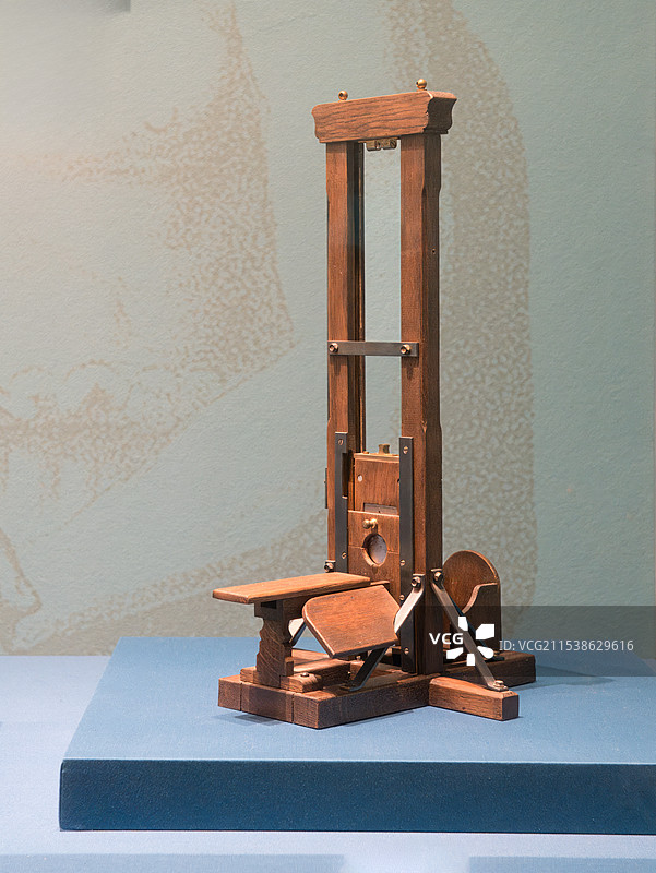 约1795年，伯杰断头台模型图片素材