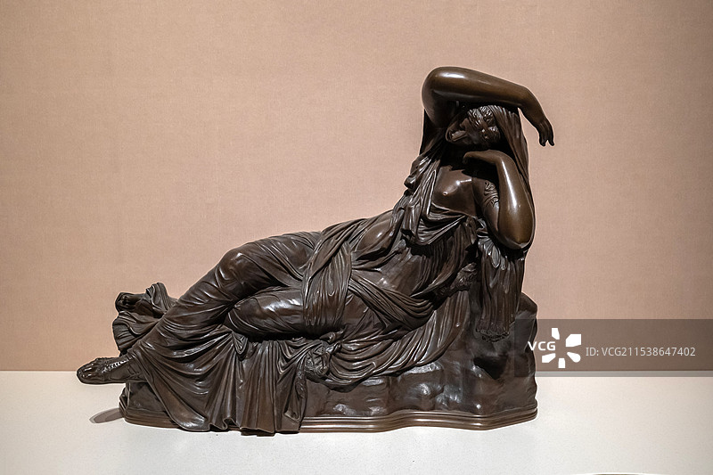 《沉睡的阿里阿德涅》 1840年 山东博物馆“从平凡到非凡：拿破仑与法兰西的变革时代”展图片素材