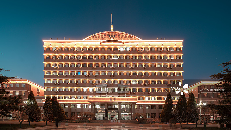 中国传媒大学主楼夜景图片素材