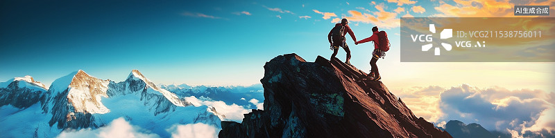 【AI数字艺术】攀岩者牵手站在山顶，在壮丽的日落下，象征团队合作、团结和成就，宽幅全景构图。图片素材