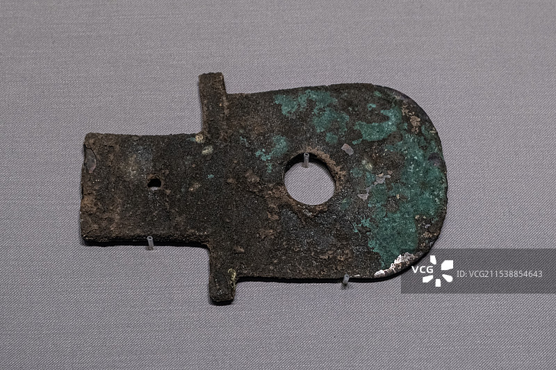 山东济南山东博物馆大辛庄遗址商代青铜兵器图片素材