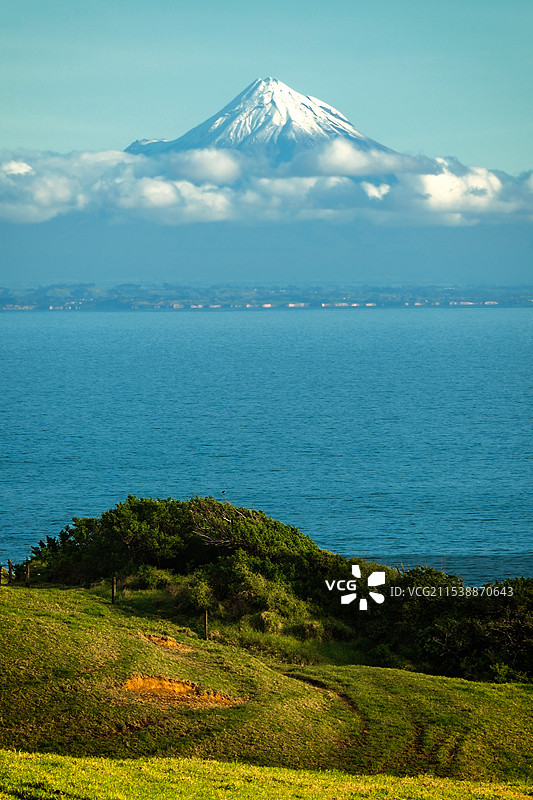 雪山草原海洋汽车户外产品背景图图片素材