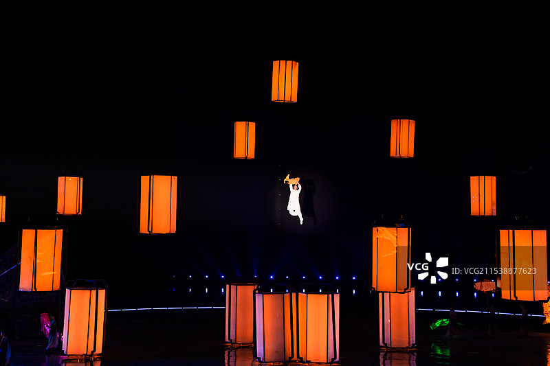 重庆玄天湖《追梦·铜梁龙》舞台剧表演剧照图片素材