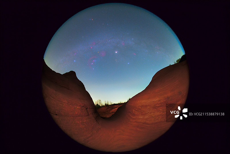 丹霞地质与银河星云-安徽滁州红石峡图片素材