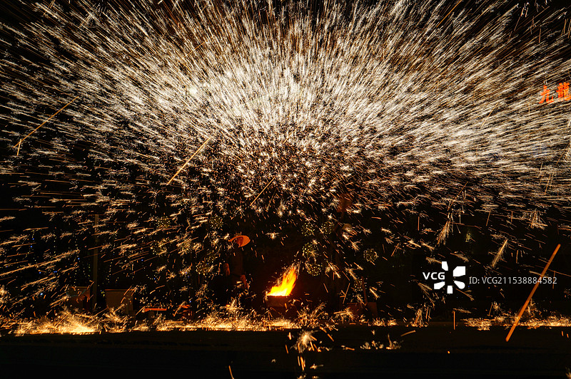 非物质文化遗产打铁花图片素材