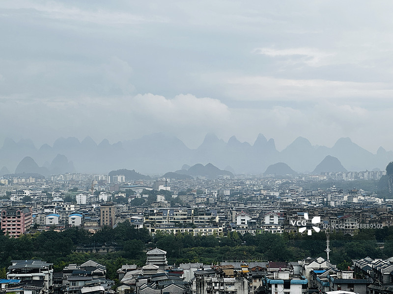 独秀峰（桂林天际线）图片素材