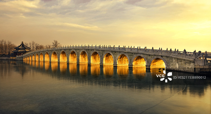 金光穿洞图片素材