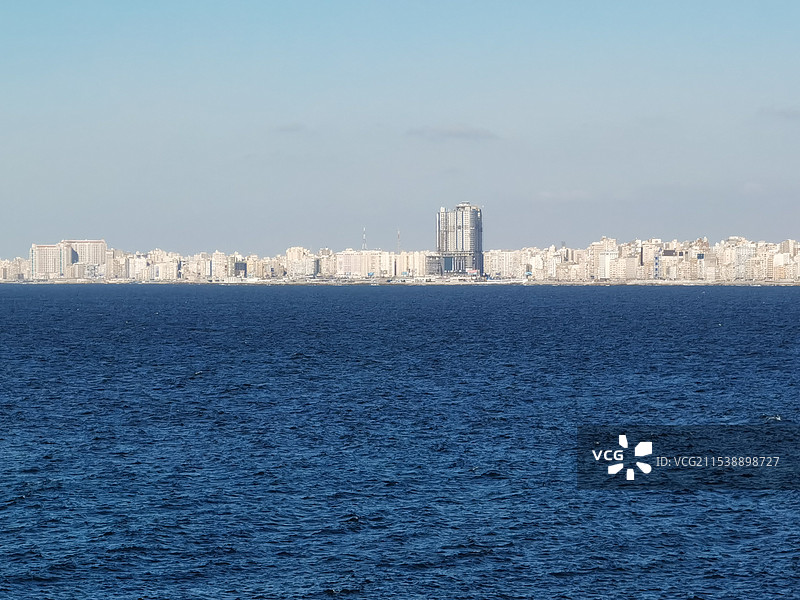 埃及亚历山大港海岸边的风景图片素材