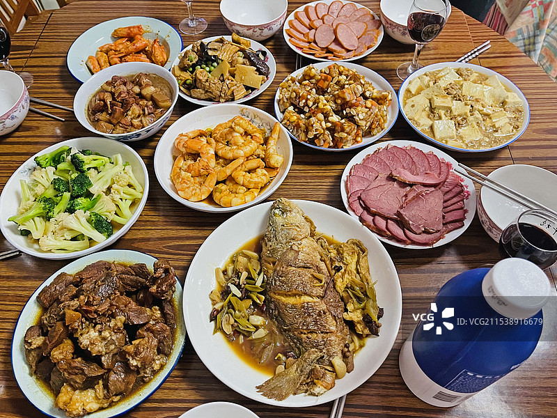 一桌家常菜图片素材