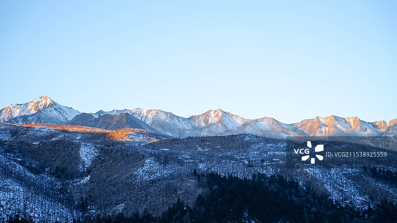 木格措日出图片素材