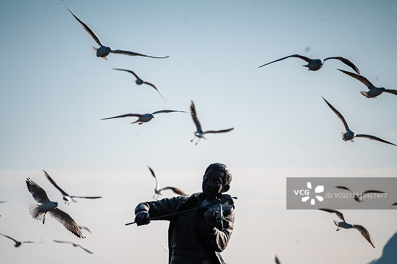 海埂大坝聂耳雕像图片素材