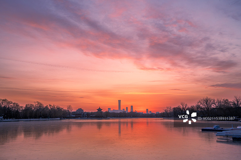北京后海冬季朝霞图片素材