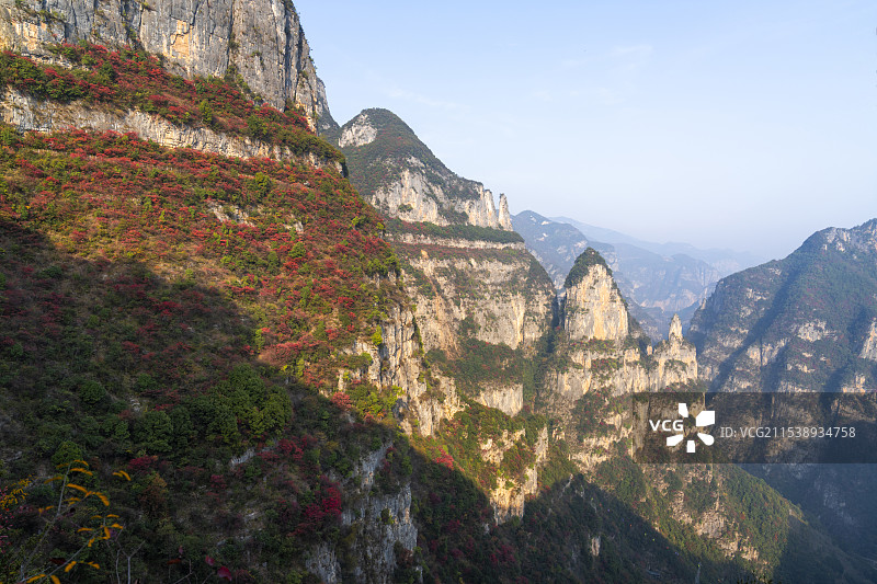 重庆巫山神女景区净坛峰秋季风光图片素材