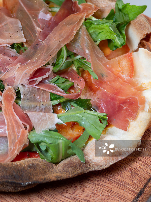 帕尔马火腿芝麻菜披萨图片素材